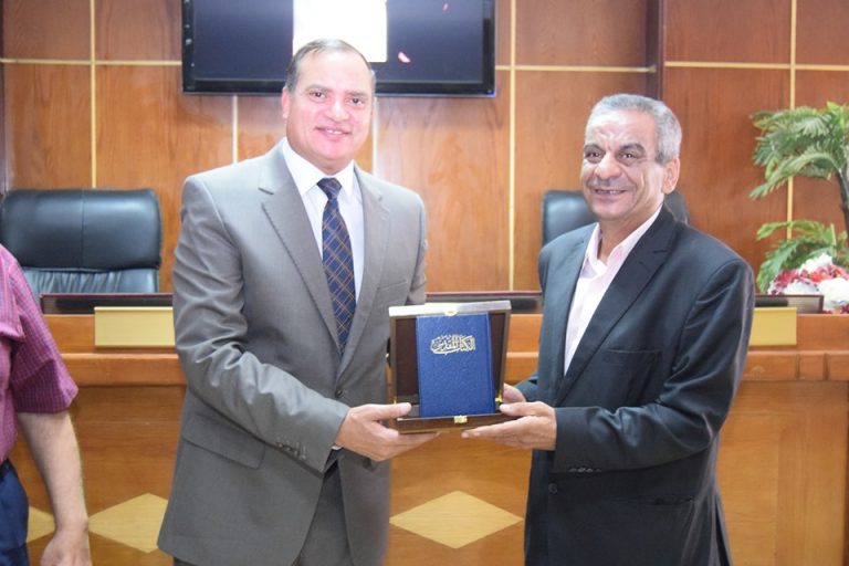 حفل تكريم السيد الاستاذ / امين الكلية
