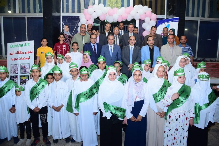 محافظ سوهاج ورئيس الجامعة يشهدان حفل تكريم حفظة القرآن الكريم