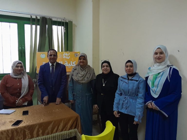 الانتهاء من اختيار فريق المسرح بالكلية