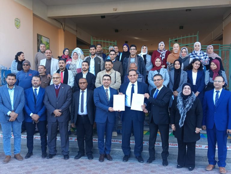 تجديد منح كلية التجارة لشهادة الايزو للعام الثالث على التوالي