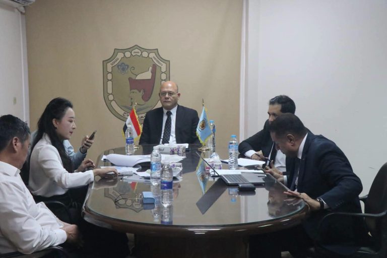 جامعة سوهاج توقع بروتوكول تعاون مع جامعة شنغهاي بجمهورية الصين المصنفه 39 عالمياً وفق تصنيف ShanghiRanking